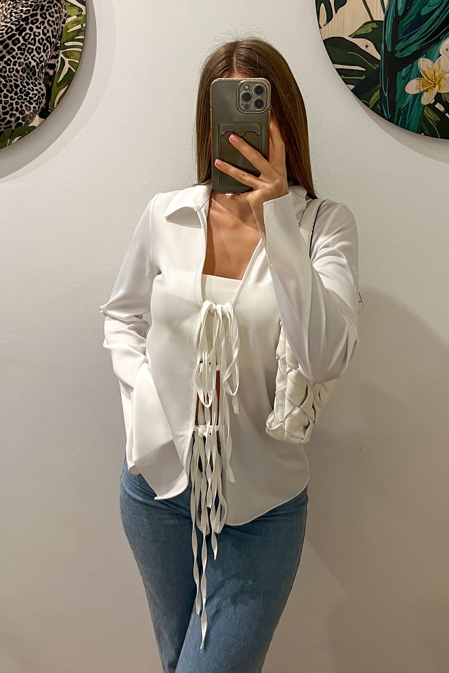 Blouse satinée ouverte