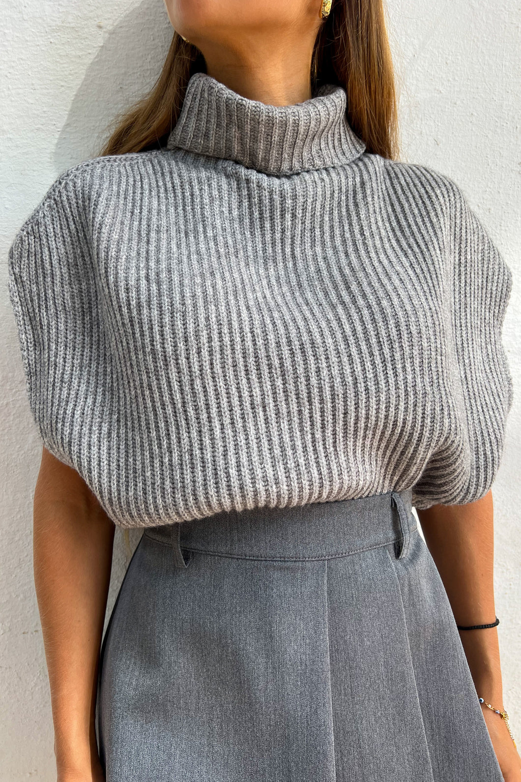 Pull sans manche GRIS