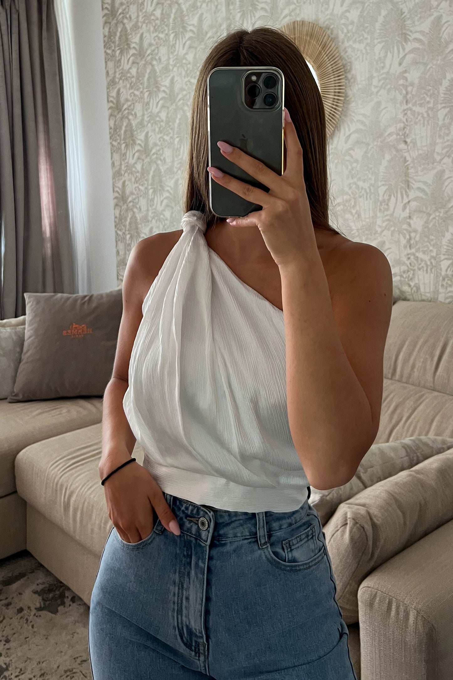 Blouse satinée asymétrique blanche