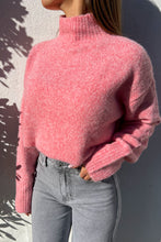 Charger l&#39;image dans la galerie, Pull col montant ROSE

