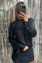 Charger l&#39;image dans la galerie, Blouse dos nu SEQUINS
