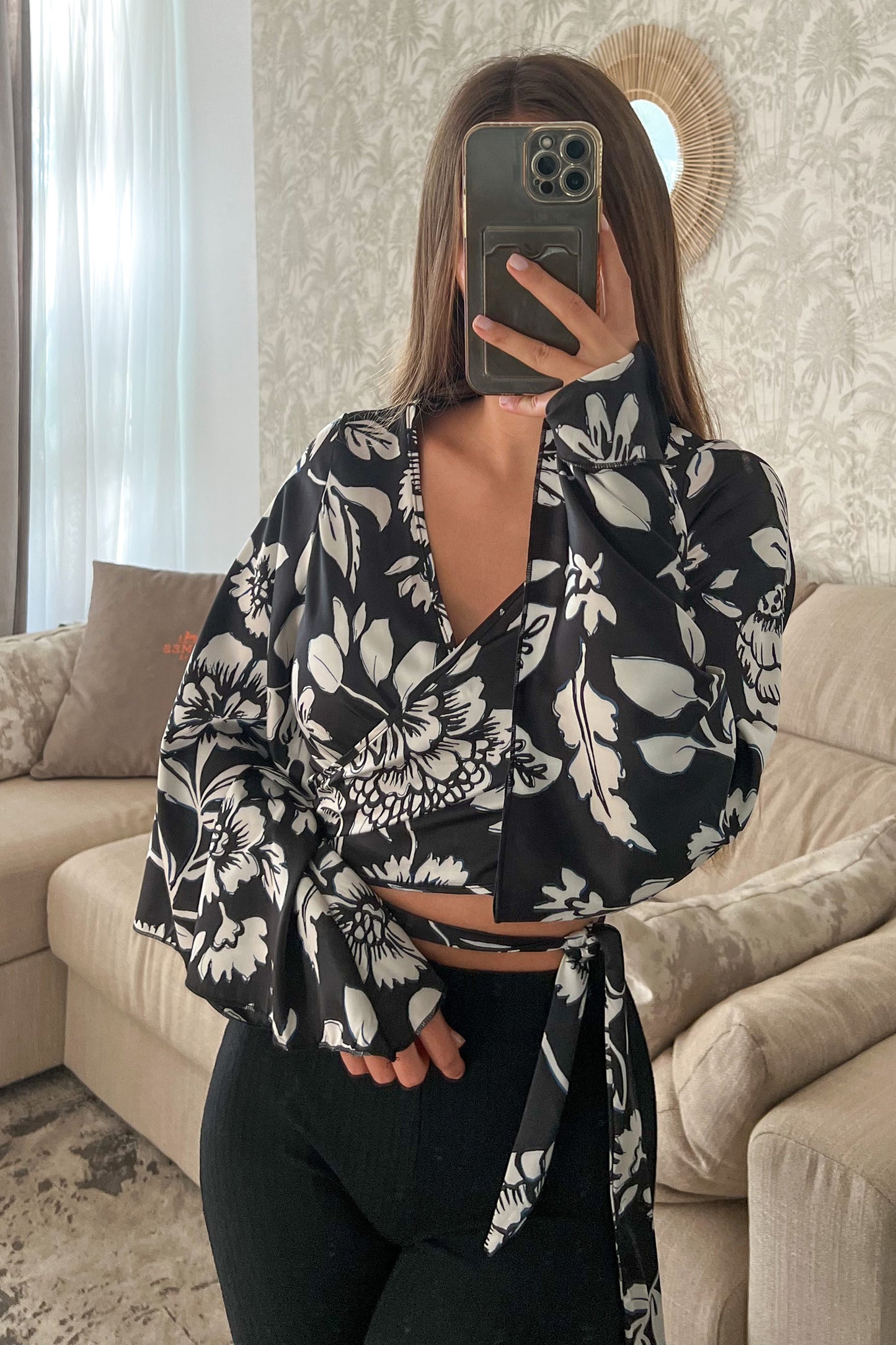 Blouse satinée noire/blanche