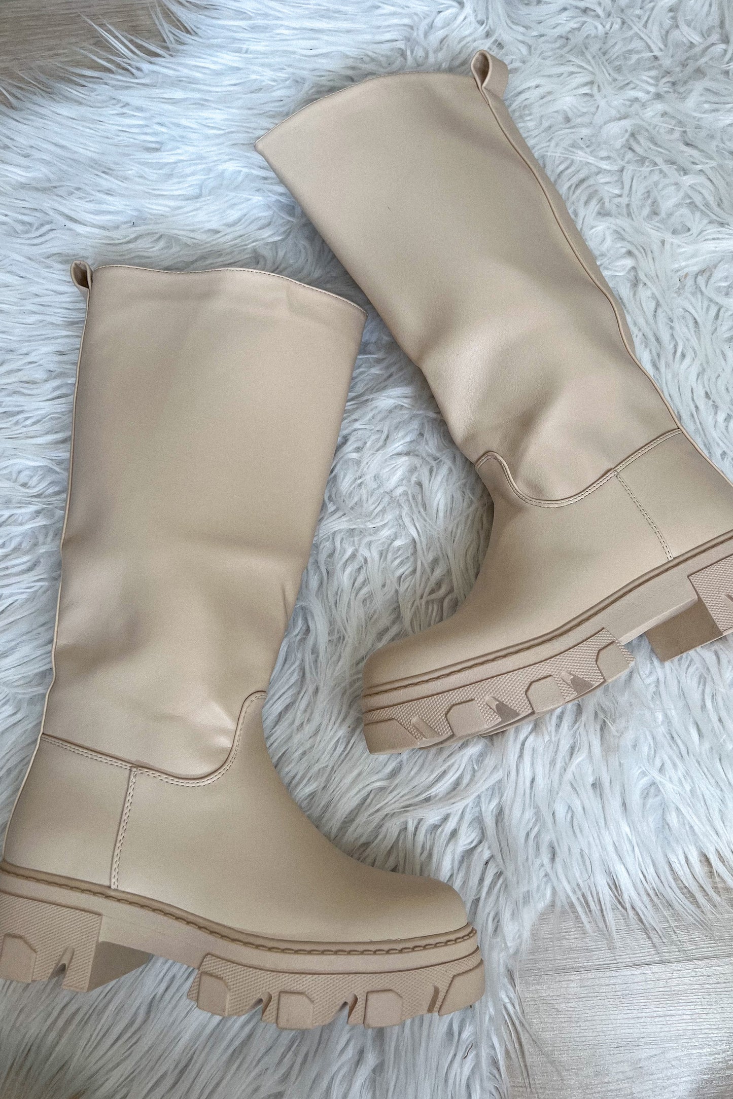 Bottes hautes beiges