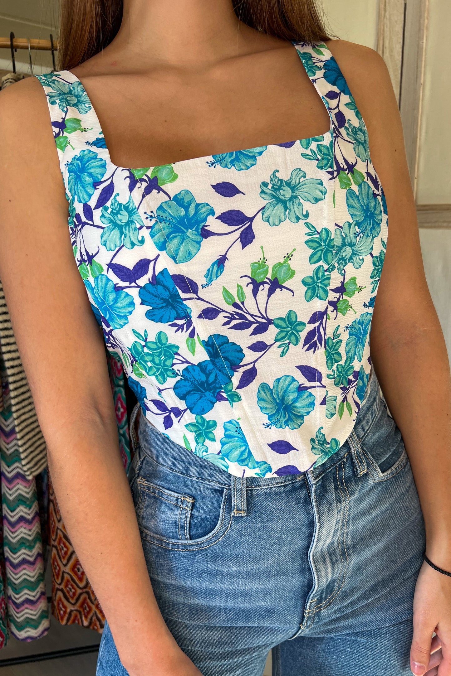 Top SUZANNE fleurs bleues